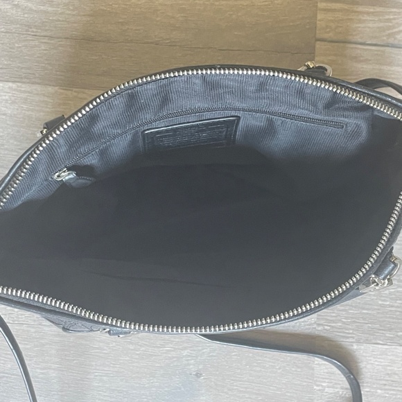 Coach Kelsey Satchel Signature bag - Picture 4 of 7